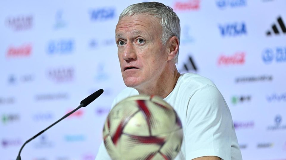 Deschamps: Rakiplerimiz tribünde değil sahada olacak